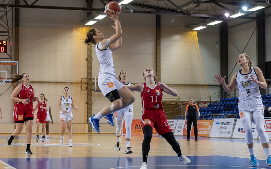 Piešťanské Čajky vs. UMB Banská Bystrica